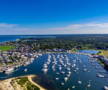 Oak Bluffs: Martha's Vineyard GPS Smartphone Audio Tour