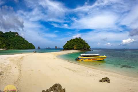 Ao Nang: 4 Islands One-Day Tour with Lunch - Image 3
