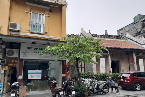 Hanoi 1/2-daagse scootertour met avontuur in de binnenstad1/2-daagse scootertour om de binnenstad van Hanoi te ontdekken