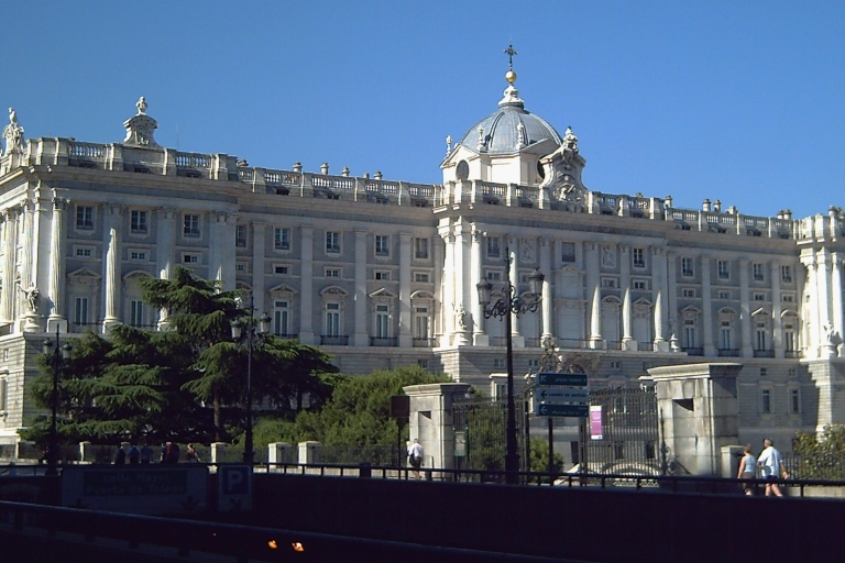 Madrid: bezoek met gids aan het Koninklijk PaleisMadrid: begeleid bezoek aan Koninklijk Paleis - Spaans