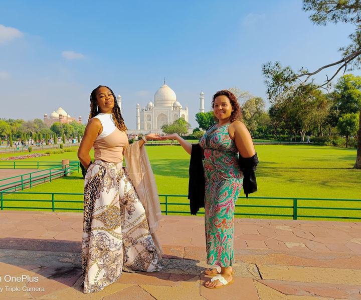 From Delhi: Taj Mahal & Agra Private Day Trip with Transfers