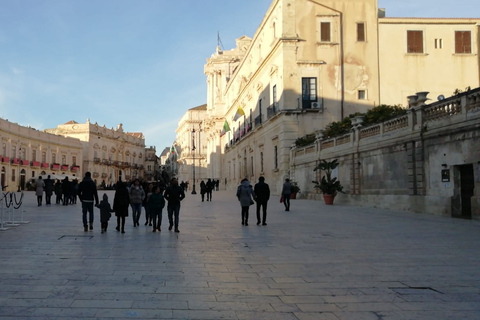 Da Catania: Tour della cultura e della storia di Siracusa e NotoDa Catania: tour storico e culturale di Noto e Siracusa