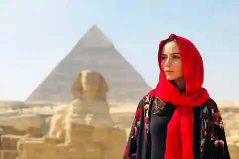 From Cairo: 10-Day Nile Cruise & Guided Pyramid Tours