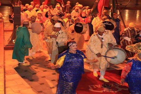 Marrakesh: Cena marocchina e spettacolo di fantasia da Chez Ali