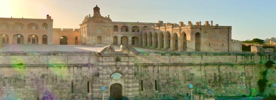 Malte : Cours de yoga sur le site de Game of Thrones