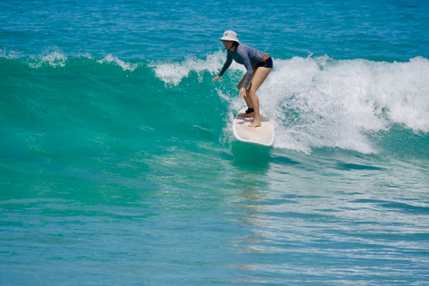 Plage de Bang Tao : Leçons de surf en groupe ou privéesLeçon privée d'un jour