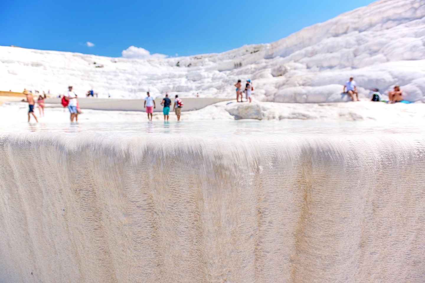 From Alanya: Pamukkale and Hierapolis Day Tour with Lunch