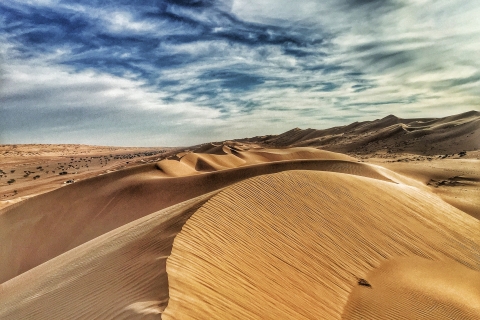 Muscat: Wadi Bani Khalid and Desert Guided Group Tour