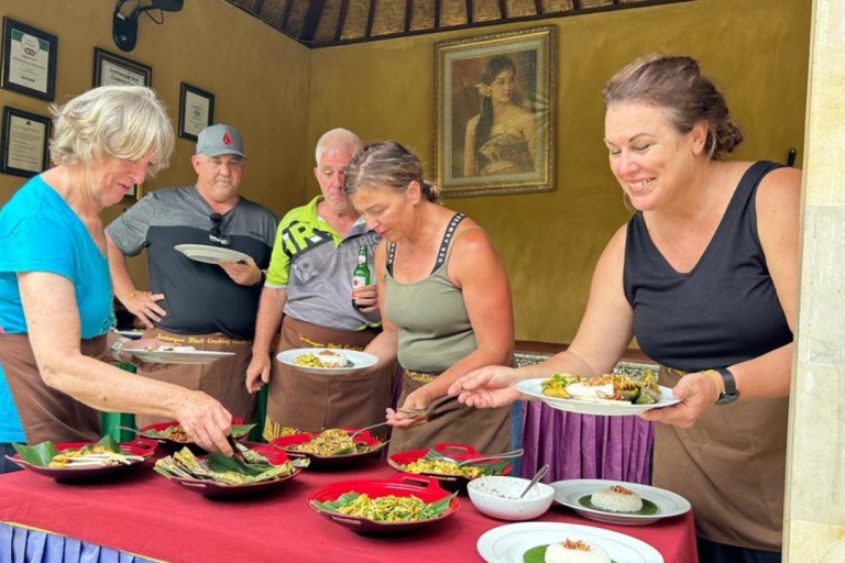 Cours de cuisine balinaiseCours de cuisine le matin - Région centrale d'Ubud