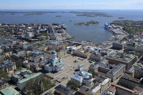 Explorez le centre d'Helsinki en 4 heures : Visite guidée en minibus