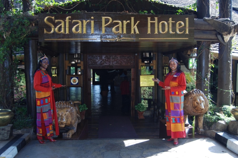 Nairobi Nightlife Show & Safari Park Hotel Dinner ExperienceSafaripark diner