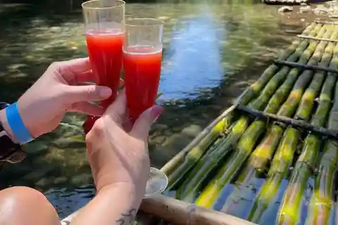 Montego Bay: River Rafting and Dunn's River Falls Day Trip