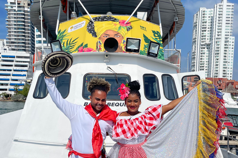 Carthagène : excursion en bateau de nuit avec dîner et open barCARTAGENA : Excursion en bateau de nuit blanche avec dîner et open bar