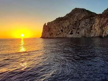 Kos: Sunset Cruise with Swimming and BBQ Dinner