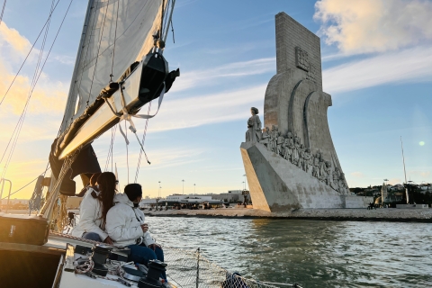 2,5 Stunden exklusive Lissabon Segeljacht (12,5m) Kreuzfahrt F&D