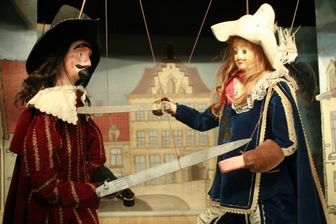 Les Trois Mousquetaires. Un spectacle de marionnettes en anglais à Bruxelles !Les trois mousquetaires