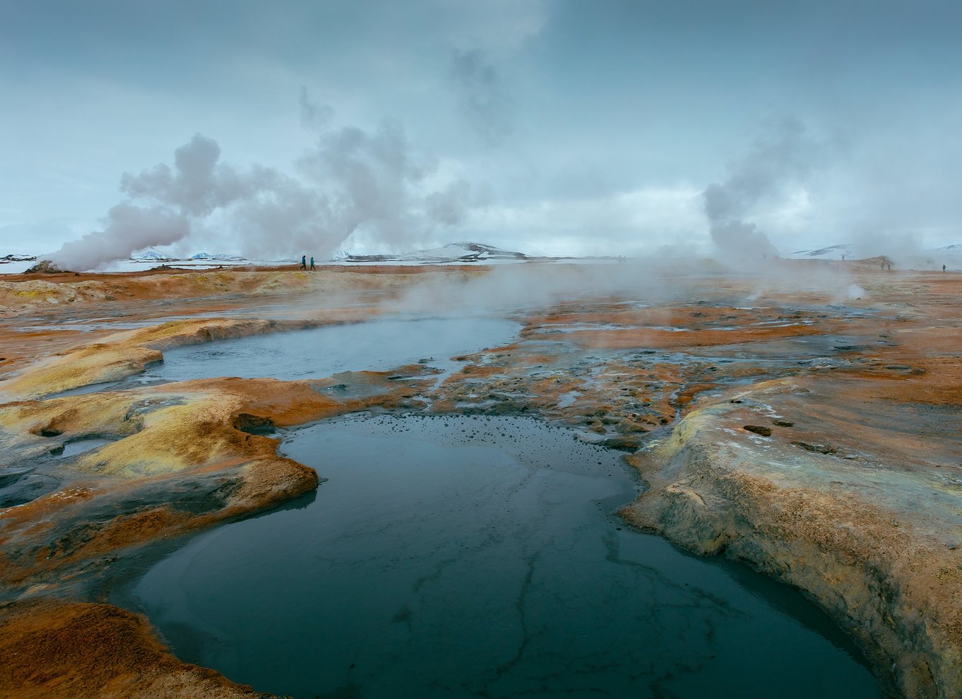 Fra Akureyri: Tur til Myvatn-søen, kratere og vandfald