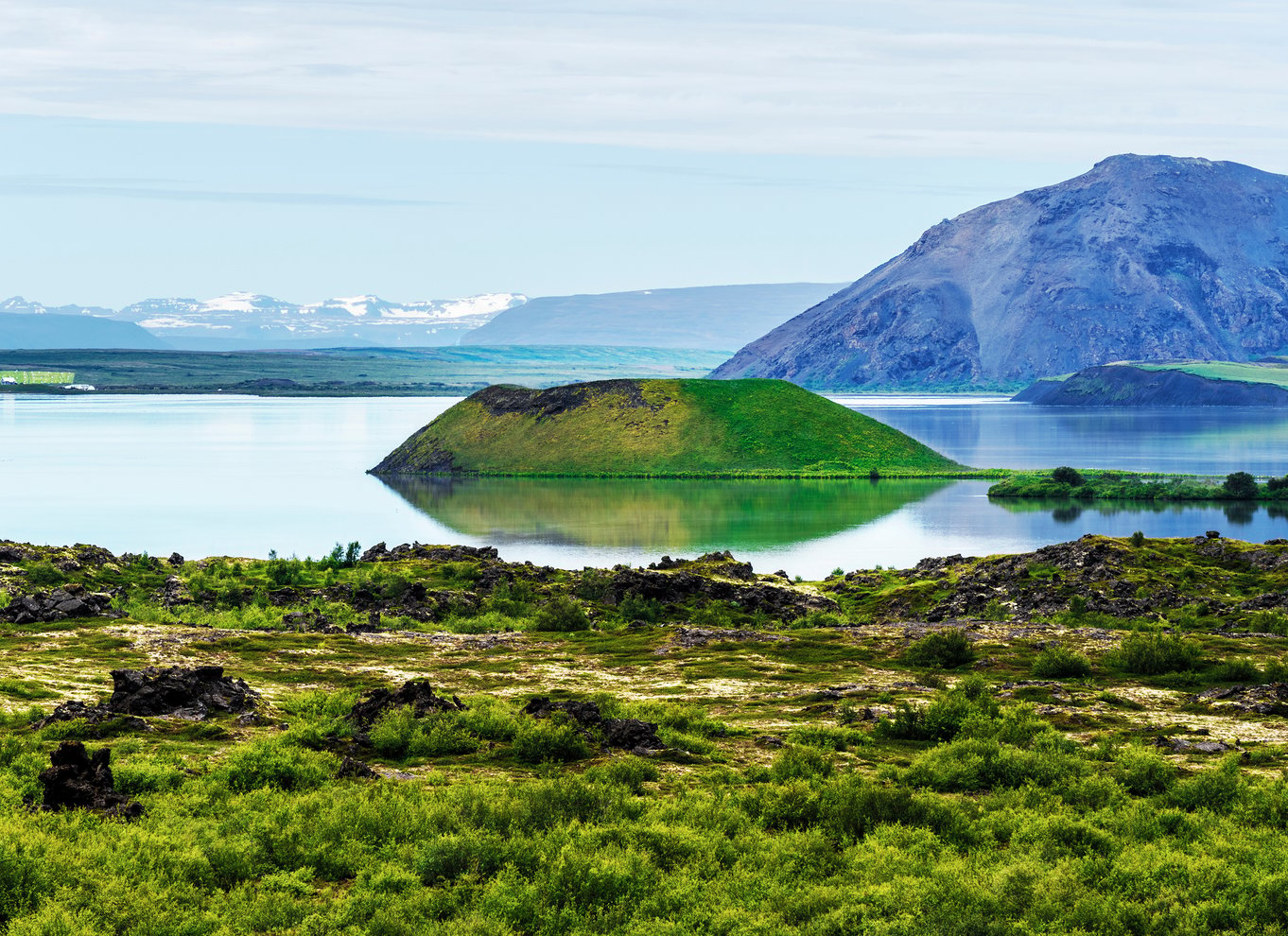 Fra Akureyri: Tur til Myvatn-søen, kratere og vandfald