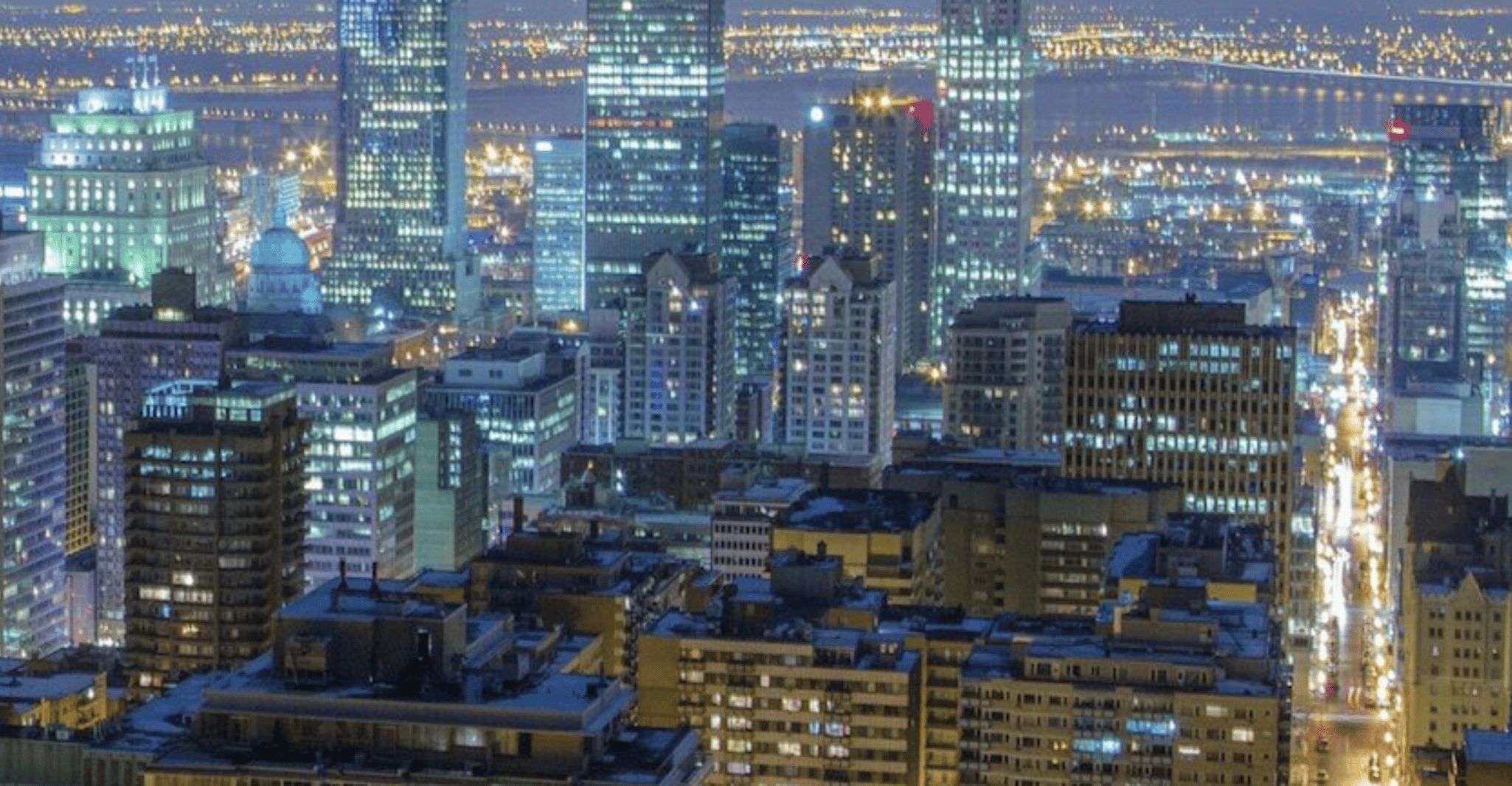 Montreal: Double-Decker Guided Bus Tour at Night photo 2