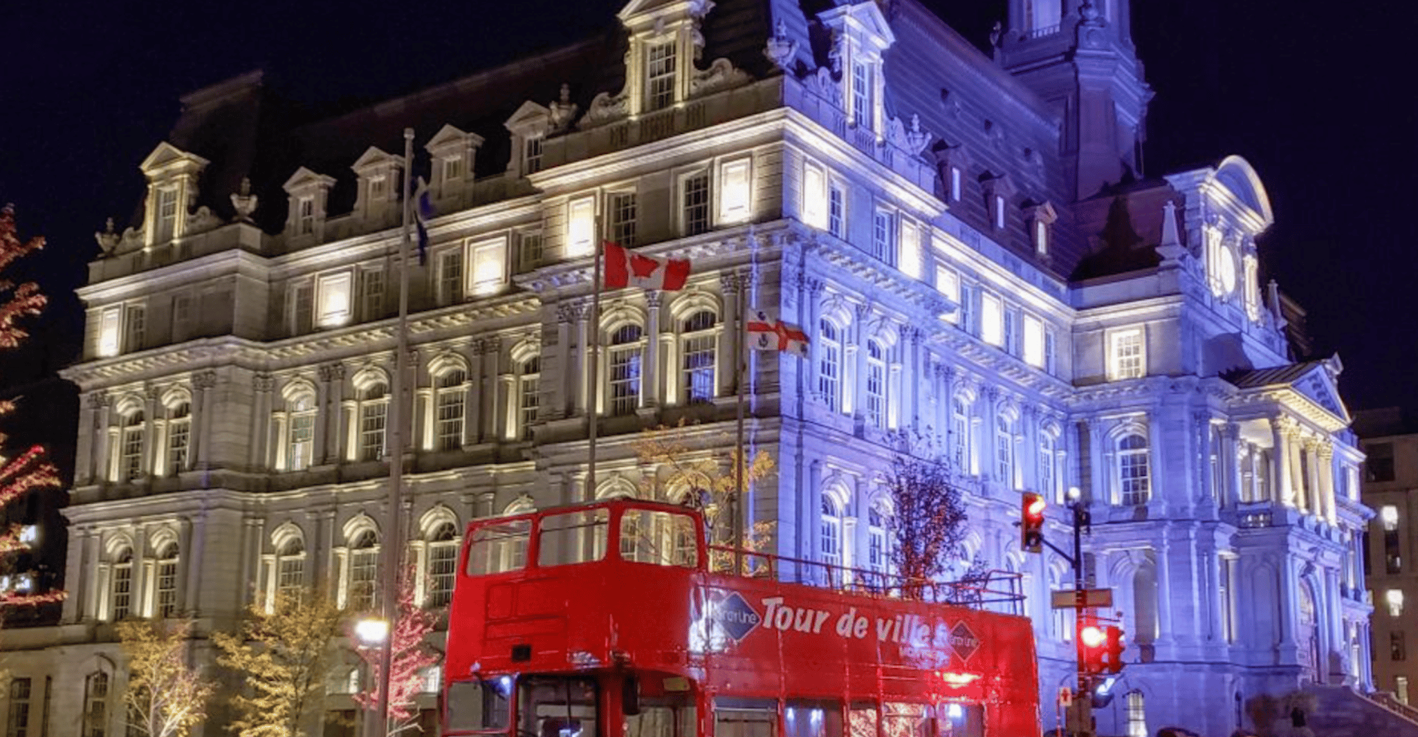 Montreal: Double-Decker Guided Bus Tour at Night