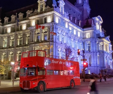 Montreal: Double-Decker Guided Bus Tour at Night