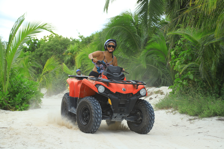 Ab Cancún: ATV Jungle Trail Adventure und Beach ClubDschungel-Trail-Abenteuer im Doppel-Quad mit Zugang zum Beach Club