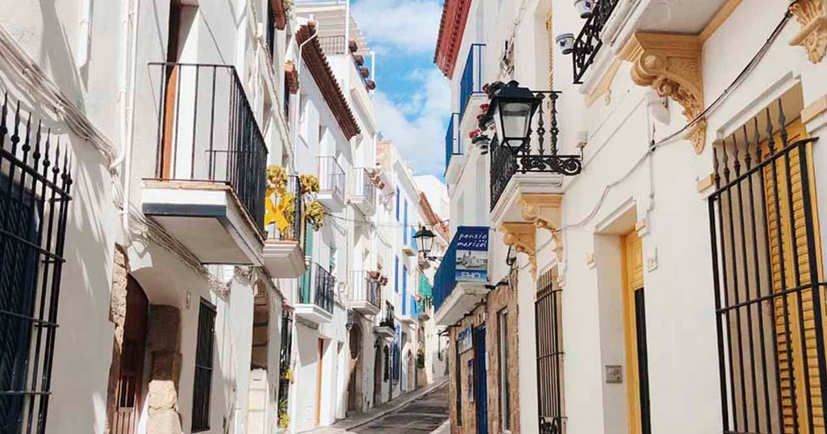 Private Transfer from Barcelona to Sitges GetYourGuide