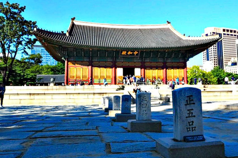 Séoul : visite à pied du patrimoine du palais DeoksugungVisite privée avec guide historique anglophone