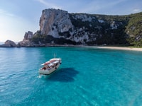 Cala Gonone, Guided Boat Tour to Cala Luna Beach - Housity