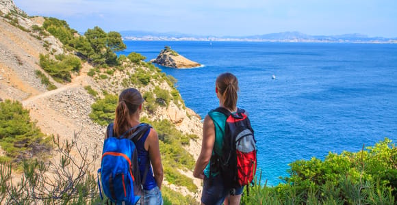 Von Aix aus: Cassis Bootsfahrt & Provence Weinverkostung Tagestour