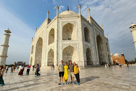 Delhi: Taj Mahal Private Guided Tour by Express Train Tour with 1st Class Executive Chair Car