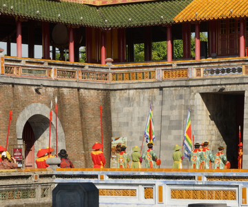 Hue: City Highlights Tour with Entry Tickets and Lunch