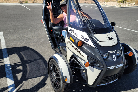 De Las Vegas: Aventura de carro elétrico autônomo na Red RockDe Las Vegas: Red Rock Electric Car Self Drive Adventure