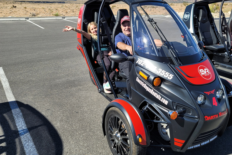 De Las Vegas: Aventura de carro elétrico autônomo na Red RockDe Las Vegas: Red Rock Electric Car Self Drive Adventure