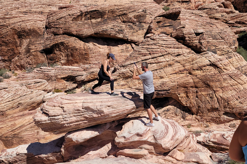 De Las Vegas: Aventura de carro elétrico autônomo na Red RockDe Las Vegas: Red Rock Electric Car Self Drive Adventure