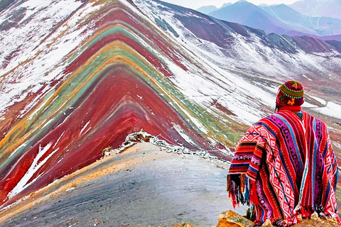 Ausflug zum Regenbogenberg von Cusco aus.Von Cusco aus: Exkursion zum Regenbogenberg.