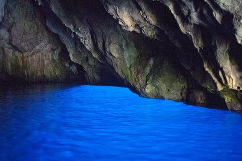Palinuro: Gita in barca lungo la costa e visita alla Grotta Azzurra