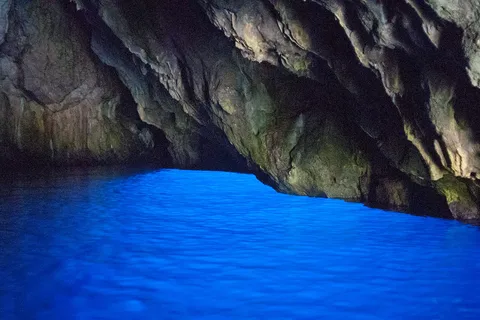 Palinuro: Boat Trip along the Coast & Blue Grotto Visit