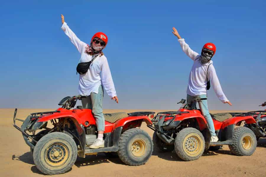 Hurghada: Wüsten Quad, Beduinendorf und Kamelritt Tour. Foto: GetYourGuide