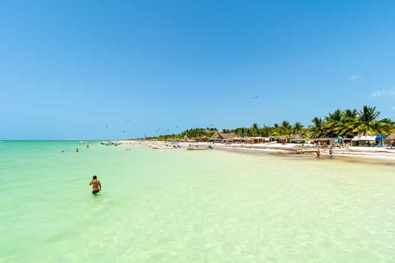 Ilha Holbox: viagem de dia inteiro com almoço e opções de embarque ...