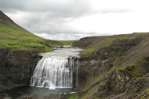 Reikiavik: Excursión Privada a las Aguas Termales de Hvalfjordur y Hvammsvik