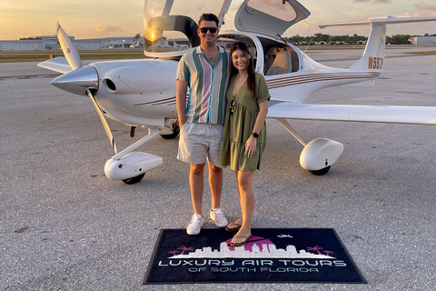 From Fort Lauderdale: Romantic Private Airplane Tour Romantic Airplane Tour of South Florida (2 Passengers)