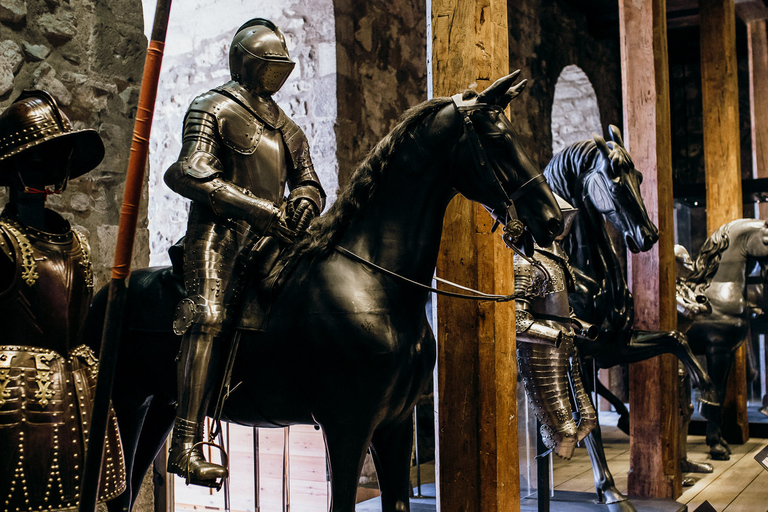 伦敦塔导览之旅（含王冠珠宝参观及河轮巡游）伦敦塔私人游览（含皇冠珠宝和游船