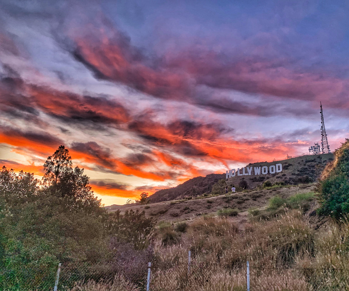 Los Angeles: Hollywood Sign Guided Walking Tour with Photos