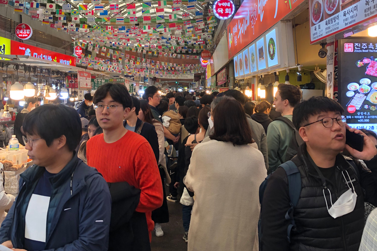 Seoul: Guidad Foodie Walking Tour med provsmakningarSeoul: Hemlig rundtur med mat