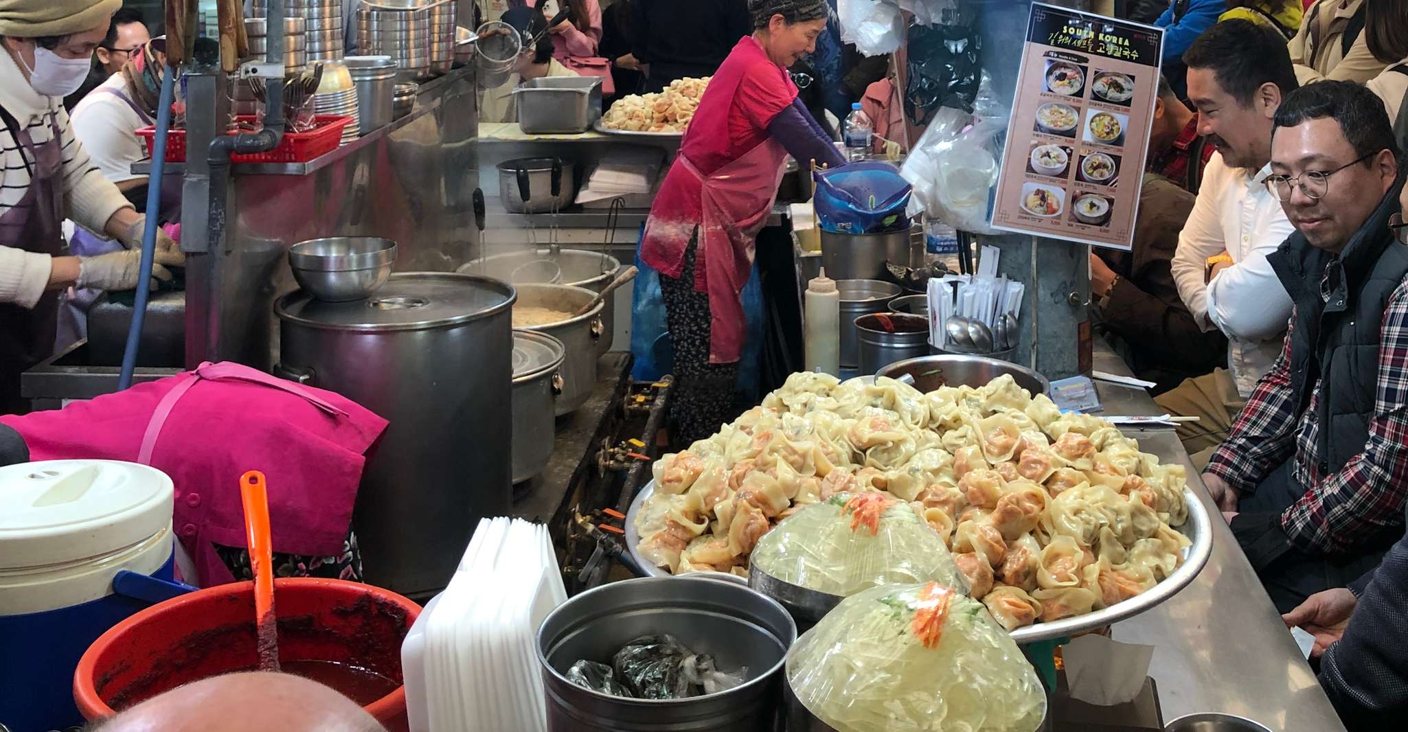 Seoul, geführte Foodie Walking Tour mit Verkostungen - Hizvo
