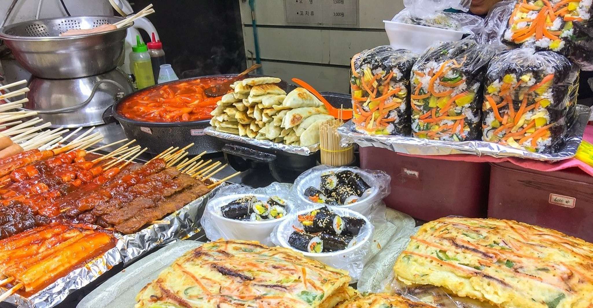 Seoul, geführte Foodie Walking Tour mit Verkostungen - Hizvo