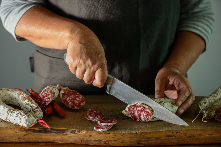 Lyon: Tour gastronômico noturno guiadoLyon: excursão gastronômica guiada à noite