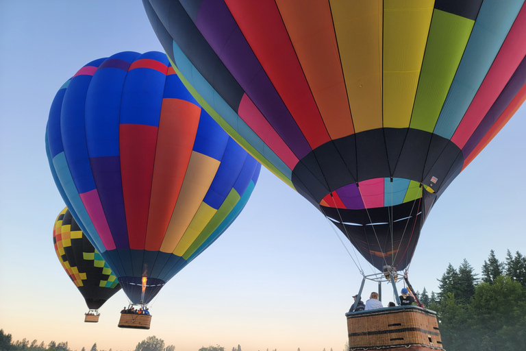 Walla Walla: Wine Country Hot Air Balloon Flight at Sunset