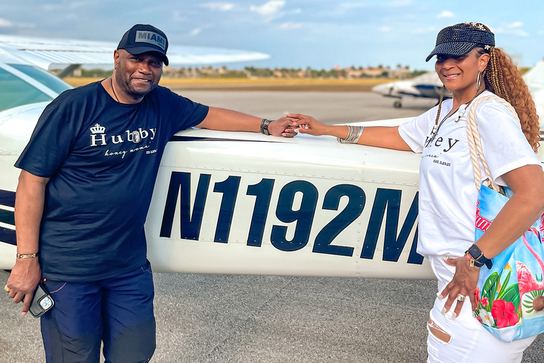 Miami: Coastal Private Airplane Scenic Flight with drinks Miami: Coastal Private Airplane Scenic Flight